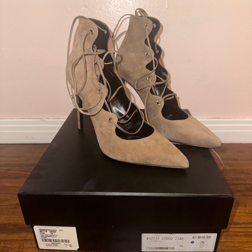 Saint Laurent suede heel with laces